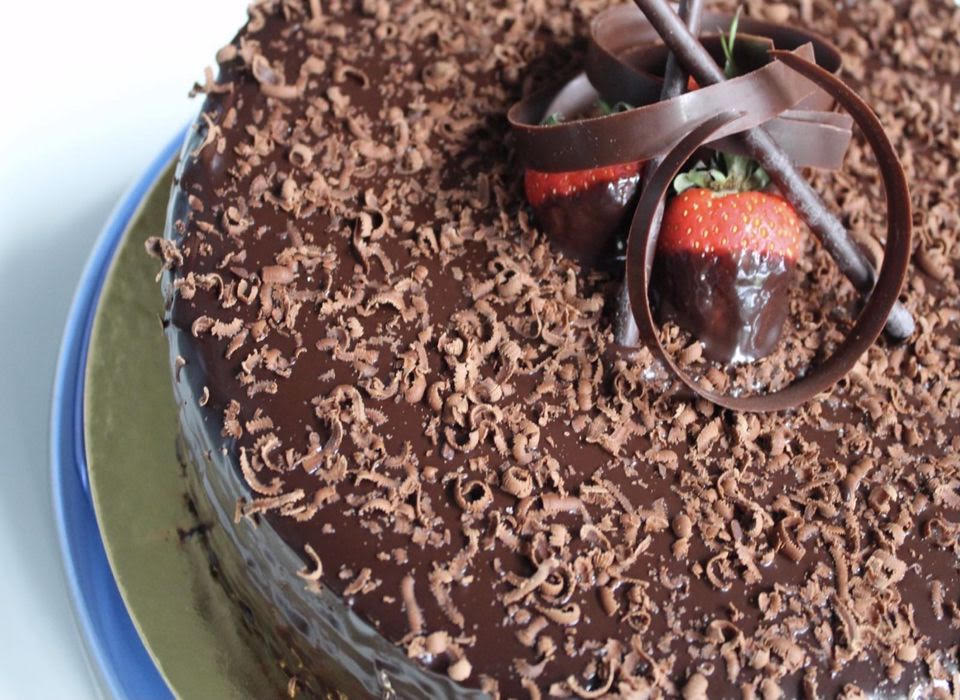 CHOCOLATE CAKE (vegan)